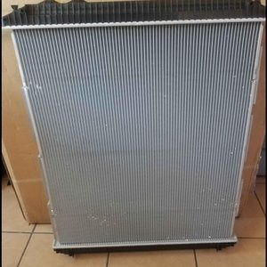 Radiator for freightliner columbia truck 2008